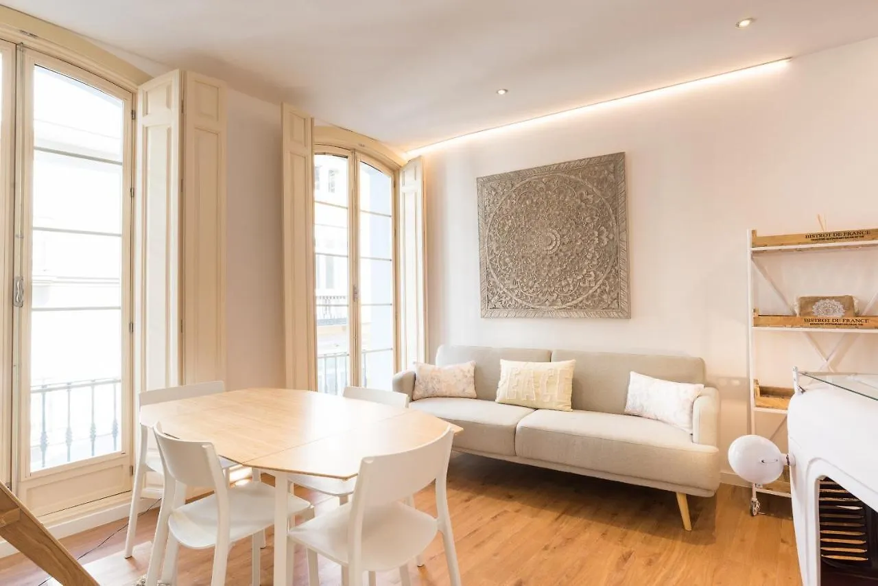 Urbe10 Plaza De La Constitucion 1 Bedroom Apartment Malaga