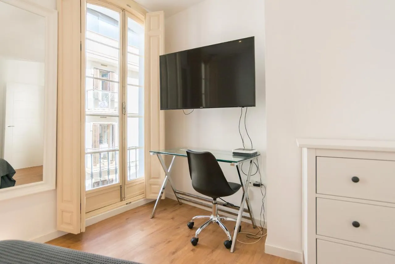 Urbe10 Plaza De La Constitucion 1 Bedroom Apartment Malaga 0*,  Hiszpania
