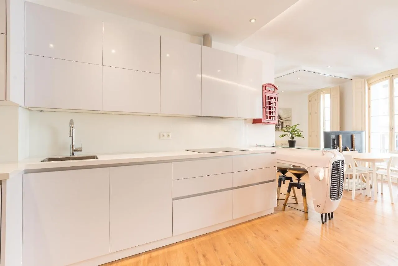 Urbe10 Plaza De La Constitucion 1 Bedroom Apartment Malaga Hiszpania
