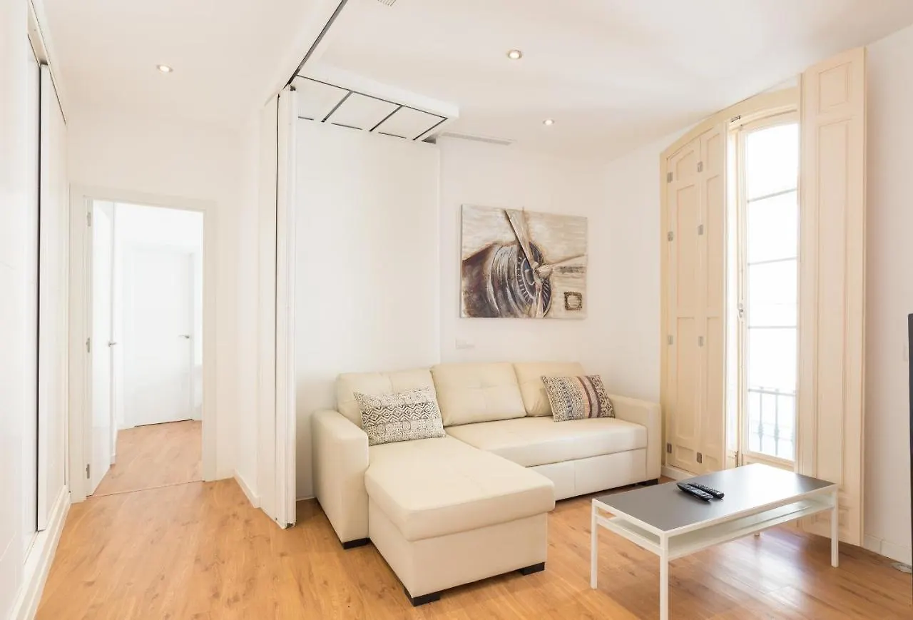 Urbe10 Plaza De La Constitucion 1 Bedroom Apartment Malaga