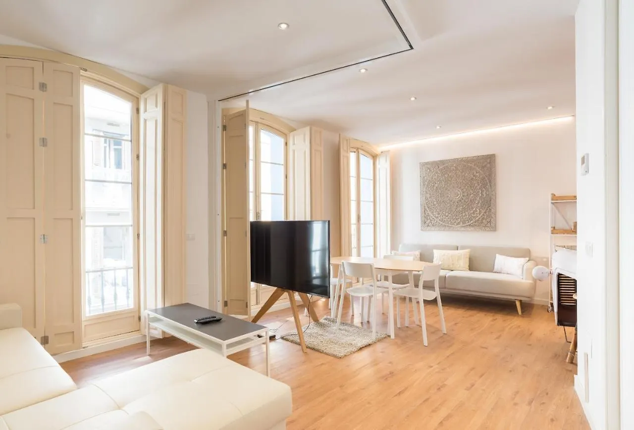 Urbe10 Plaza De La Constitucion 1 Bedroom Apartment Malaga
